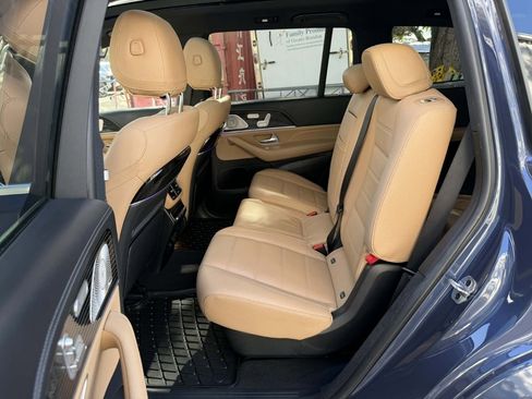 Used 2024 Mercedes-Benz GLS 580 GLS 580 image 28