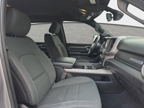 Used 2019 RAM 1500 Big Horn AWD/4WD image 10