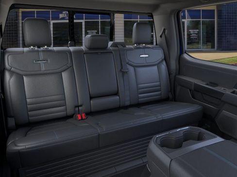 New 2026 Ford F250 Platinum w/ FX4 Off-Road Package image 11