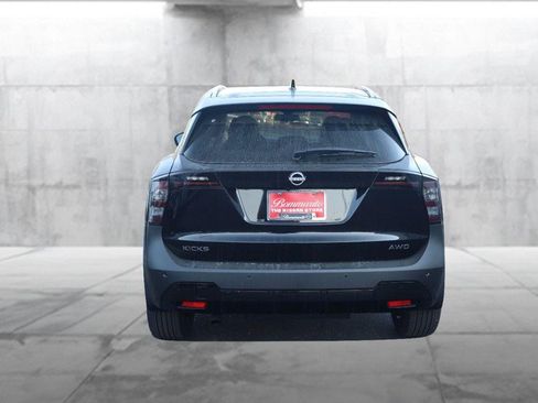 New 2026 Nissan Kicks SV w/ Cold Weather Package image 6