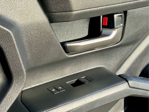 Used 2024 Toyota Tacoma TRD Off-Road image 53