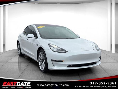 Used 2018 Tesla Model 3 Long Range image 1