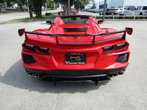 Used 2021 Chevrolet Corvette Stingray Premium Conv w/ Z51 Performance Package RWD image 6