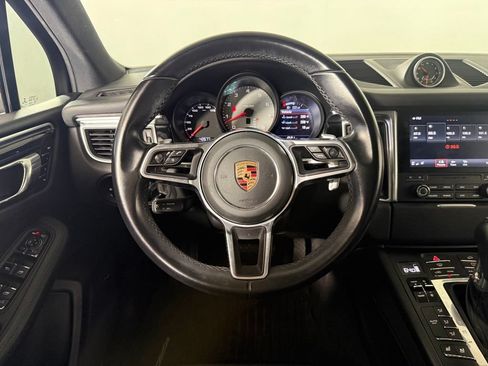 Used 2017 Porsche Macan S AWD/4WD image 19