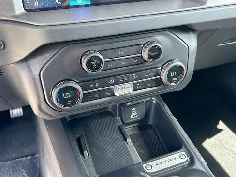 New 2026 Ford Bronco Big Bend AWD/4WD image 11