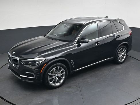 Used 2023 BMW X5 xDrive40i AWD/4WD image 31
