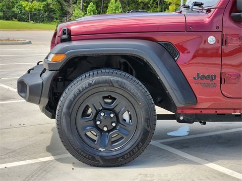 Used 2021 Jeep Wrangler Unlimited Sport image 10