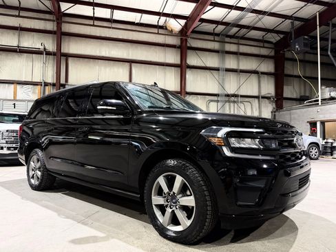 Used 2024 Ford Expedition Max Limited RWD image 1