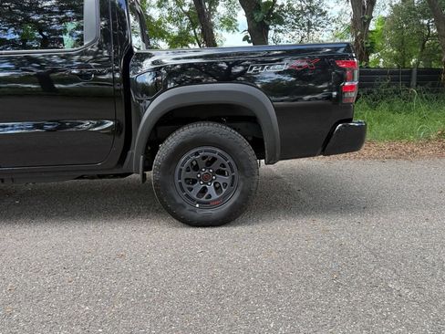 Used 2026 Nissan Frontier PRO-4X AWD/4WD image 27