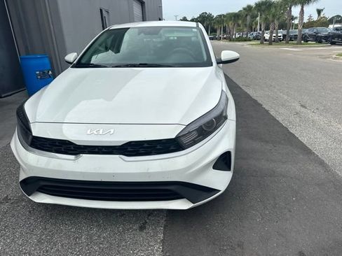 Used 2024 Kia Forte LX FWD image 3