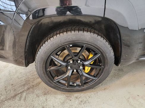 Used 2021 Jeep Grand Cherokee Trackhawk image 42