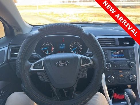 Used 2013 Ford Fusion S image 12