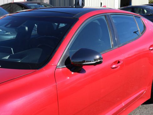 Used 2019 Kia Stinger GT2 image 5