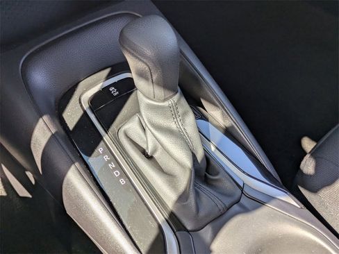 Used 2025 Toyota Corolla LE image 23