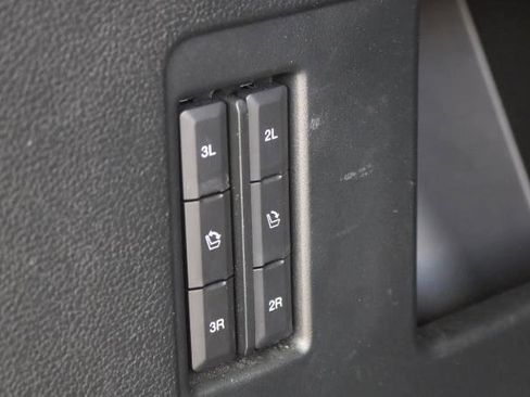 Used 2020 Ford Expedition Limited RWD image 22