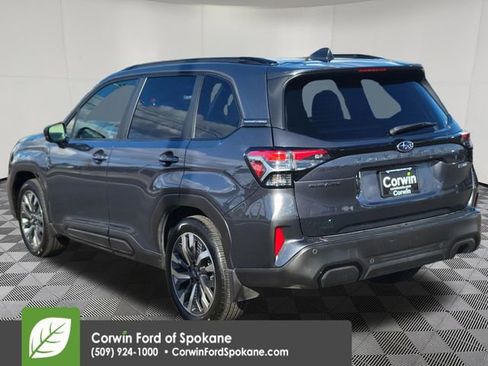 Used 2025 Subaru Forester Touring w/ Popular Package - Touring AWD/4WD image 16