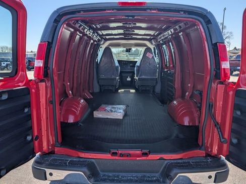 New 2026 GMC Savana 3500 w/ Driver Convenience Package RWD image 11