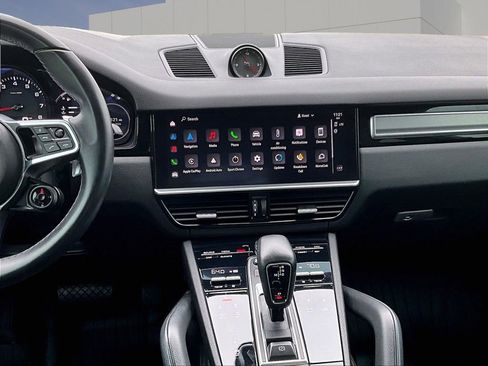 Certified 2023 Porsche Cayenne Platinum Edition AWD/4WD image 16