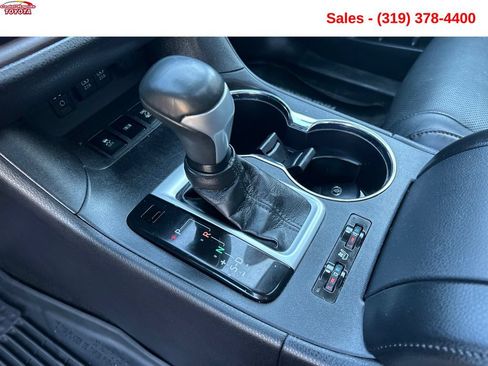 Used 2018 Toyota Highlander Limited w/ Protection Package #3 AWD/4WD image 22