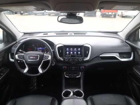 Used 2023 GMC Terrain SLT FWD image 11