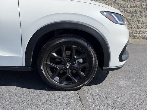Used 2024 Honda HR-V Sport image 7