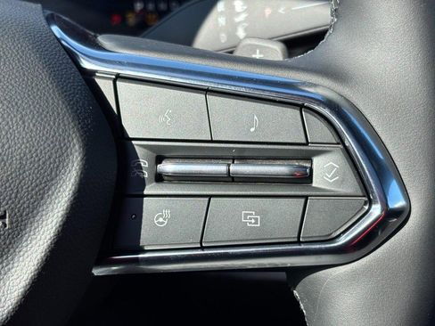 New 2026 Chevrolet Equinox LT w/ Convenience Package II image 15