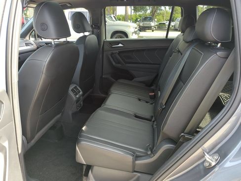 Used 2024 Volkswagen Tiguan SE R-Line FWD image 22