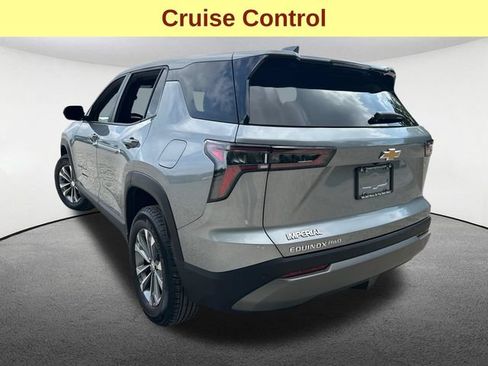 Used 2025 Chevrolet Equinox LT AWD/4WD image 10