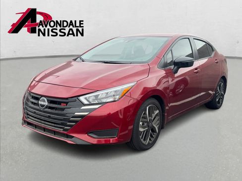 Certified 2025 Nissan Versa SR w/ Trunk Package image 2