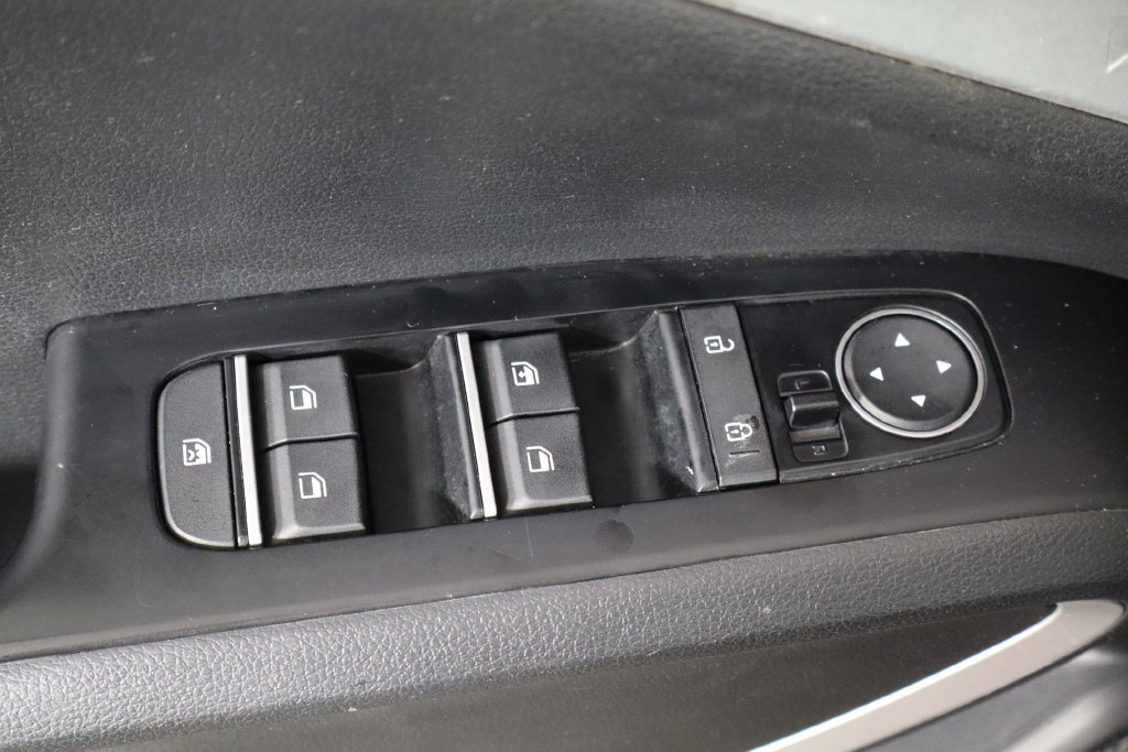 Used 2020 Kia Soul LX FWD image 20