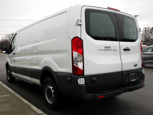 Used 2017 Ford Transit 250 250 Van Low Roof w/Sliding Pas image 4
