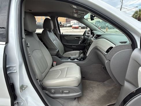 Used 2016 Chevrolet Traverse LTZ AWD/4WD image 44