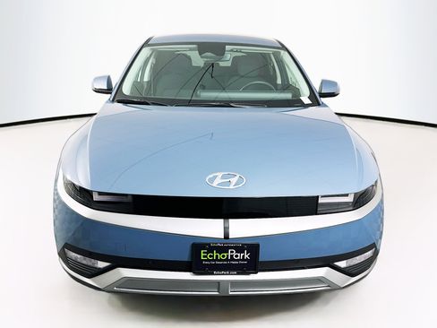 Used 2024 Hyundai Ioniq 5 SEL RWD image 2