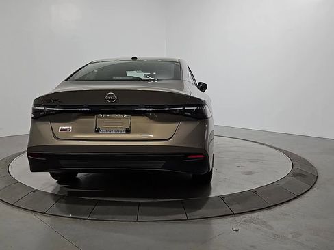 New 2026 Nissan Sentra SV FWD image 4