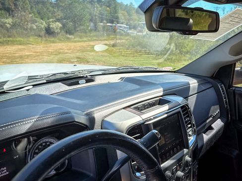 Used 2016 RAM 3500 Laramie image 23