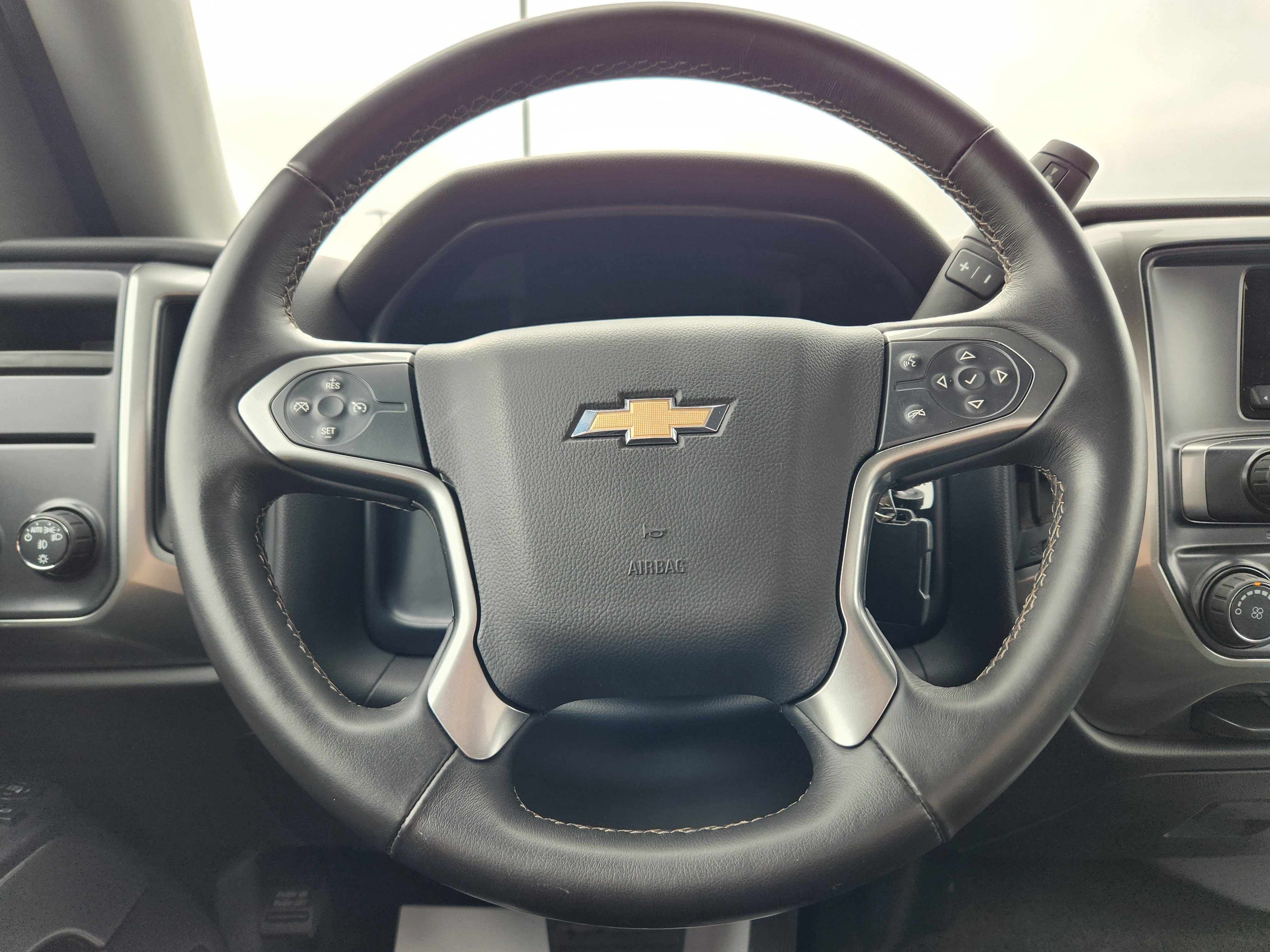 Used 2014 Chevrolet Silverado 1500 LT w/ LT Convenience Package RWD image 17
