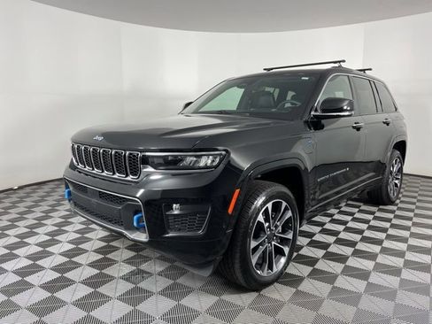 Used 2023 Jeep Grand Cherokee Overland image 5
