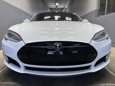 Used 2015 Tesla Model S P90D AWD/4WD image 3