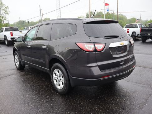 Used 2015 Chevrolet Traverse LS FWD image 3