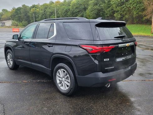 Used 2023 Chevrolet Traverse LT image 9