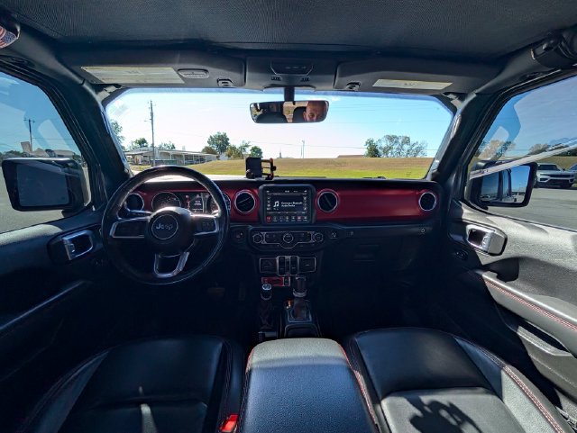 Used 2022 Jeep Gladiator Rubicon w/ LED Lighting Group AWD/4WD image 12