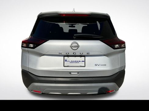 Used 2023 Nissan Rogue SV AWD/4WD image 12