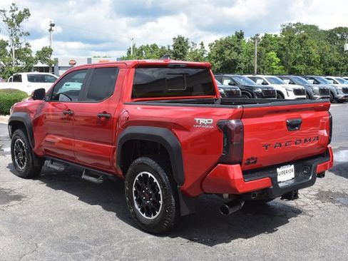 Used 2024 Toyota Tacoma TRD Off-Road w/ TRD Off Road Premium Package AWD/4WD image 8