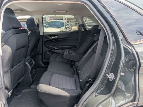 Used 2022 Ford Edge SE w/ Black Appearance Package AWD/4WD image 11