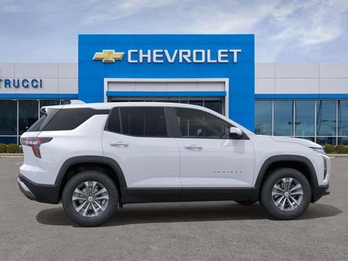 New 2026 Chevrolet Equinox LT FWD image 5