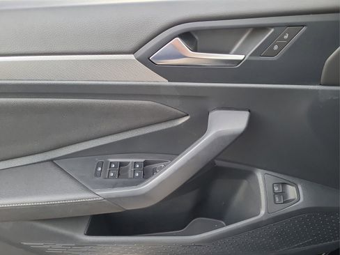 Used 2024 Volkswagen Jetta Sport image 23