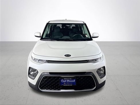 Certified 2020 Kia Soul S image 3