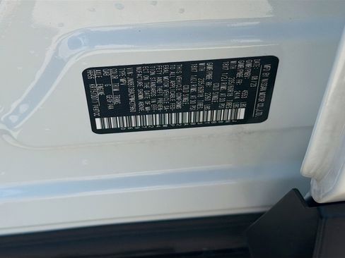 Used 2023 Nissan Rogue SV image 37