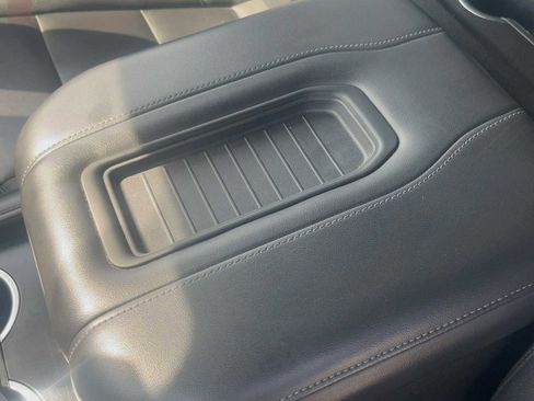 Used 2024 Chevrolet Tahoe LT RWD image 24