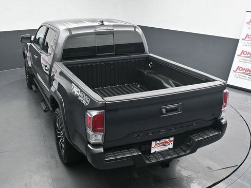 Used 2022 Toyota Tacoma TRD Sport image 29